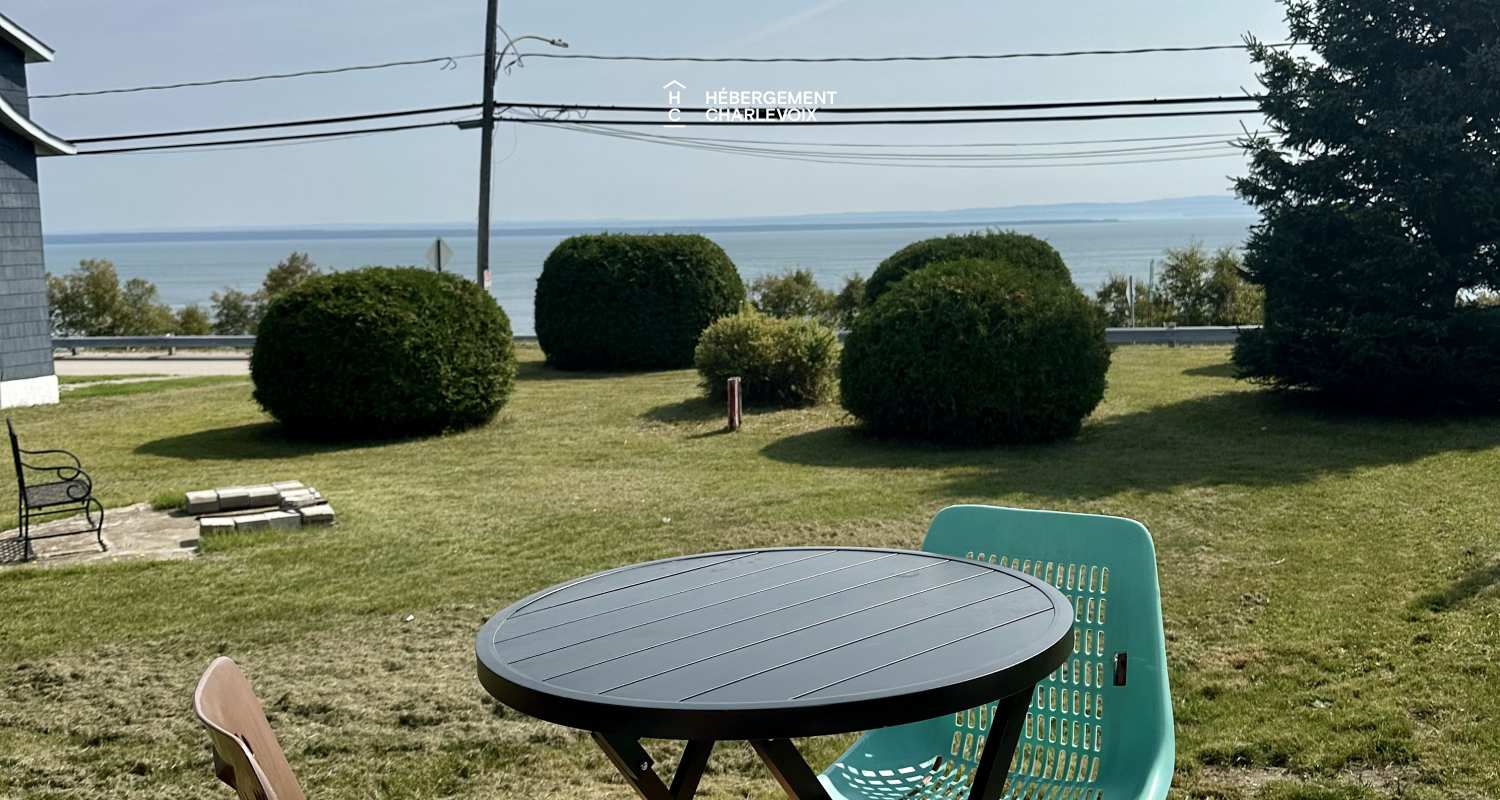MIG-316 - A few minutes walk from the St. Lawrence River.